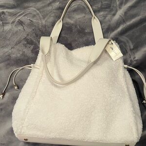 On 34th Street
Cream Sherpa Tote Bag